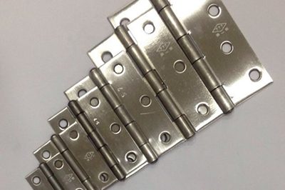 door hinges (1) – 400